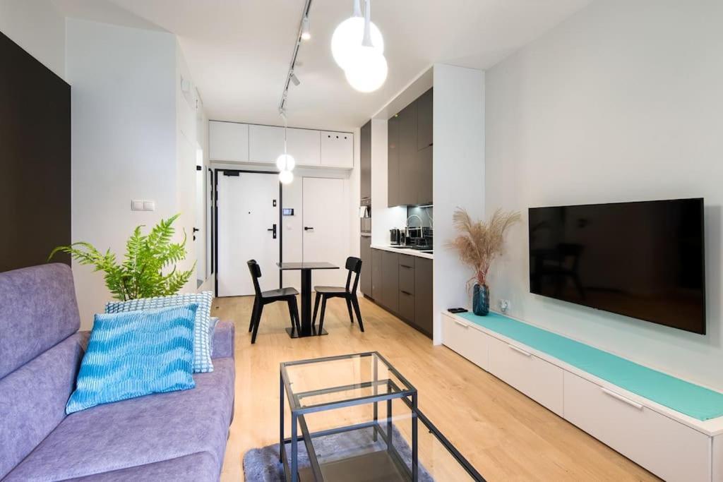 Modern Apt Next To Train Station Krakkó Kültér fotó